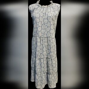 LOFT Petites Light Blue and White Crepe Like Fabric Patterned DRESS XSP